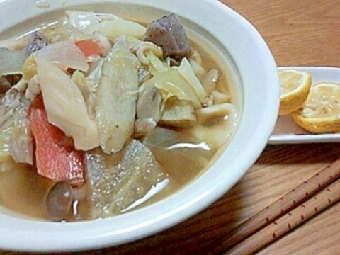 肌寒い日はこれで決まり!あったまる煮込みうどん